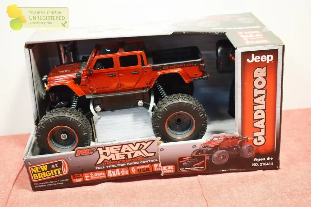 New Bright R/C 4x4 Heavy Metal Jeep Gladiator 1:20 Scale Red (Pack Wear)